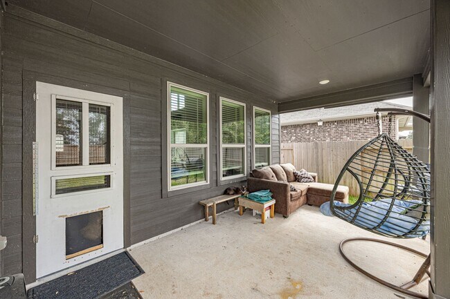 Building Photo - 4608 Mustang Run Dr