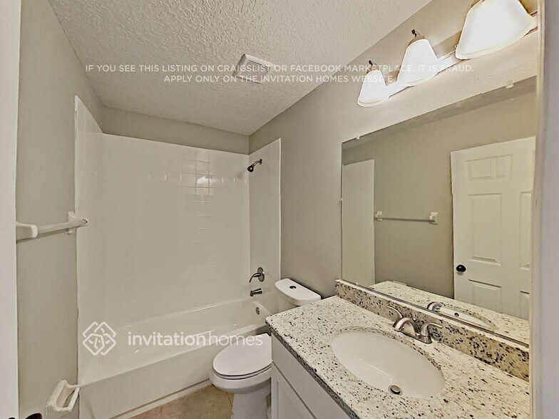 Building Photo - 15256 Black Lion Way