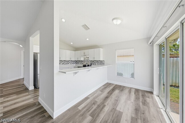 Building Photo - 4621 25th St SW