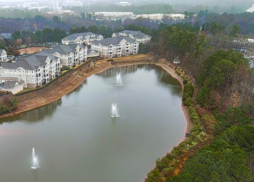 Building Photo - 10421 Rosegate Ct