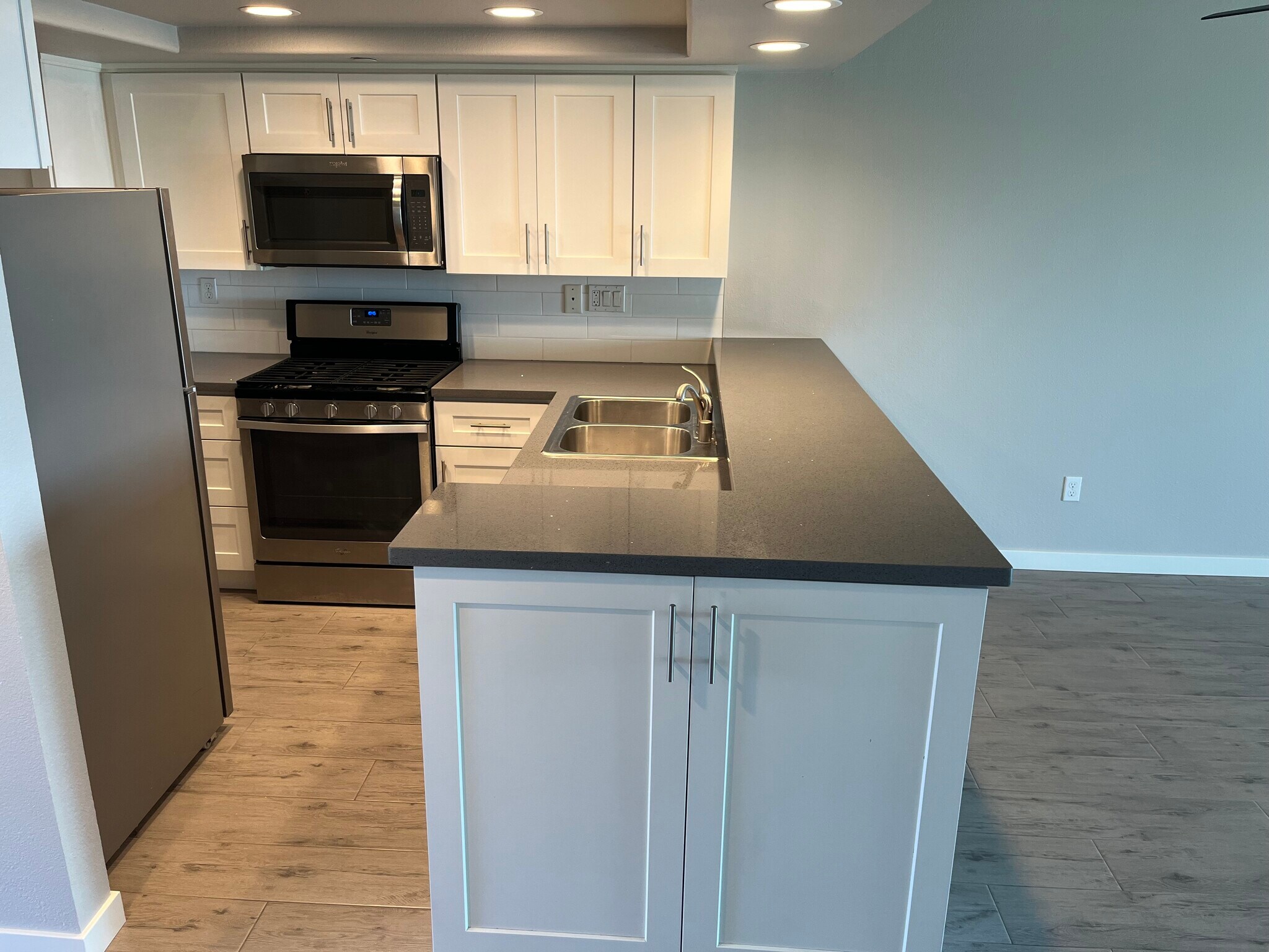 Building Photo - 159 Mangano Cir