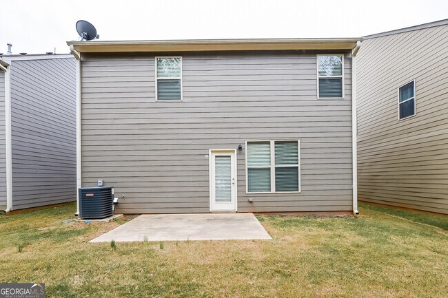 Building Photo - 4944 Longview Run