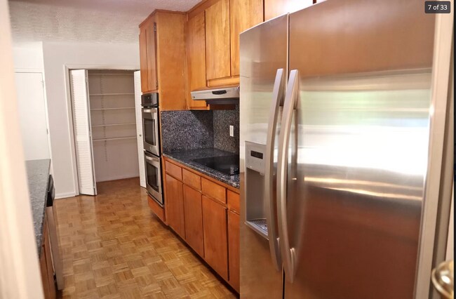 Building Photo - 1714 S Johnson Ferry Rd NE