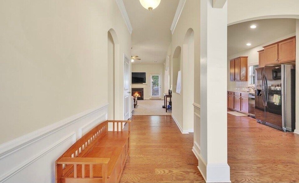 Building Photo - 59 Bayside Ct