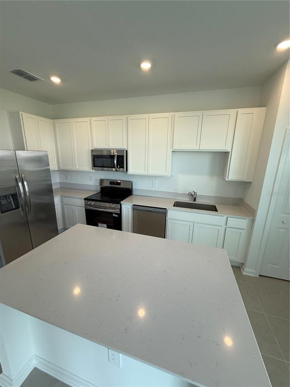 Building Photo - 5989 Zen Wy