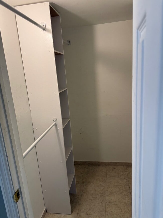 Building Photo - 59 Lisa Ln