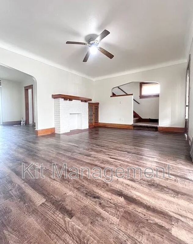 Building Photo - 4225 N Haven Ave