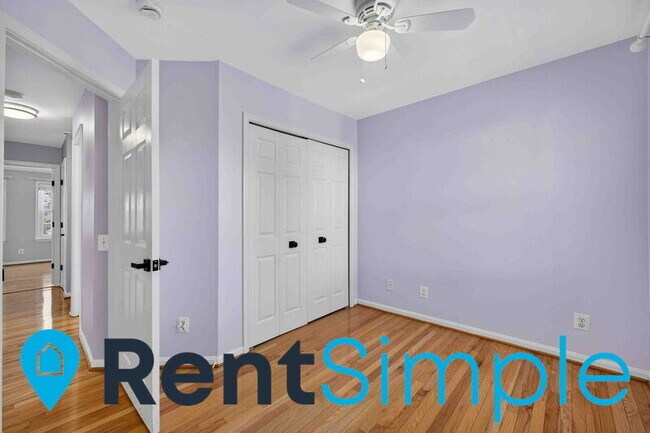 Building Photo - 7506 Lamoyne Ct