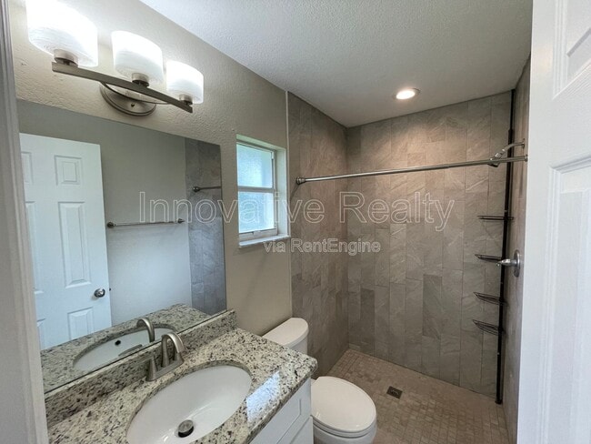 Building Photo - 6518 Cocos Dr