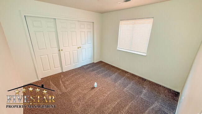 Building Photo - 2815 Flint Hills Dr