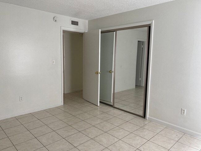 Building Photo - Weatherly Condominiums