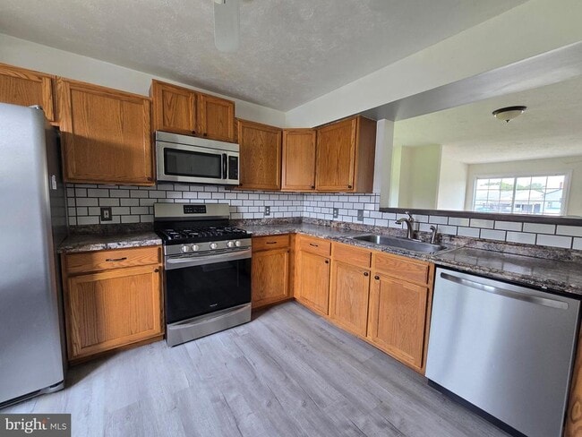 Building Photo - 50 Cardington Ct