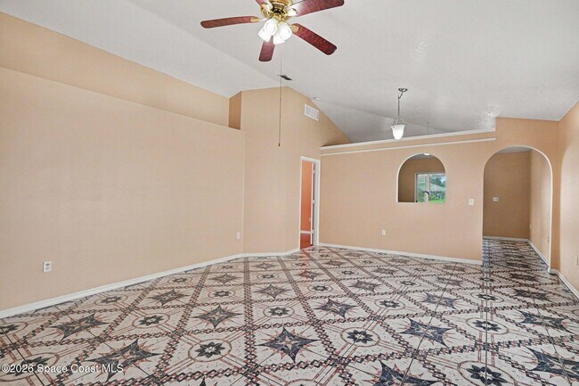 Building Photo - 2781 Maderia Cir