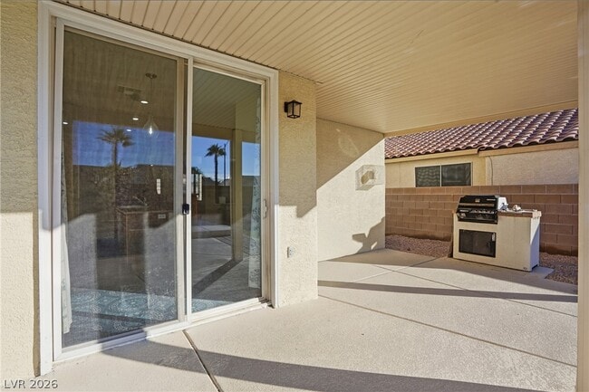 Building Photo - 10071 Lemon Valley Ave