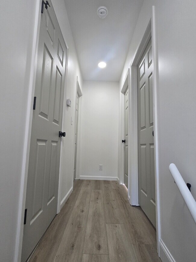 Building Photo - "Newly and beautifully remodeled 3-Bed Gem on Denmark Street!"