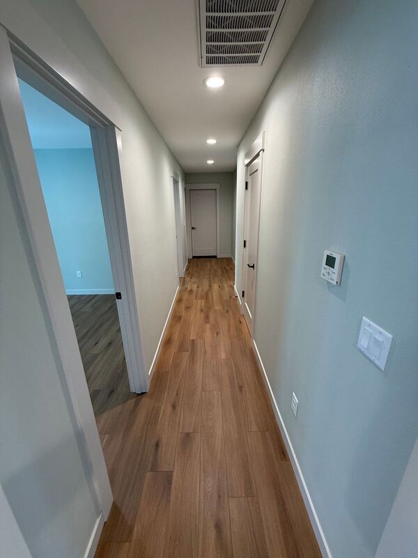 Building Photo - 805 Boxwood Ln SE
