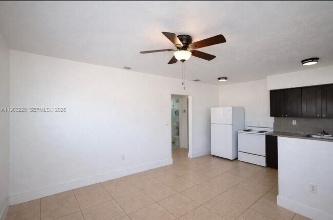 Building Photo - 5700 SW 4th St