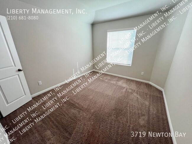 Building Photo - 3719 Newton Bay