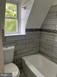 Building Photo - 1127 S 48th St