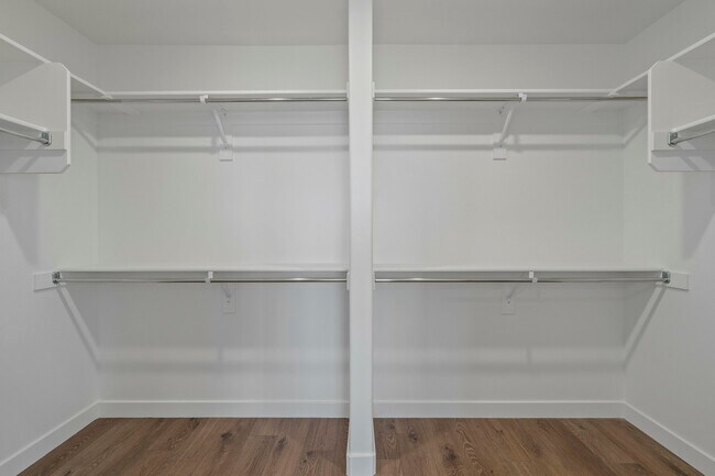 Building Photo - 904 S 850 W
