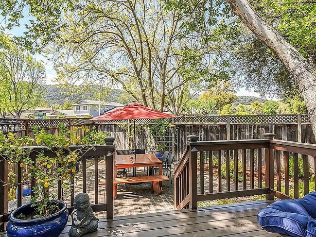 Building Photo - "Charming 4-Bedroom Retreat with 3 Full Baths in Pleasanton – 2,398 Sq Ft of Comfortable Living!"