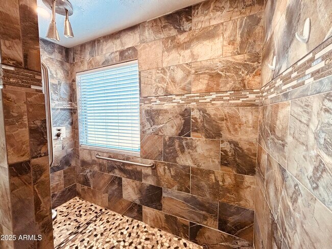 Building Photo - 29152 N Red Finch Dr