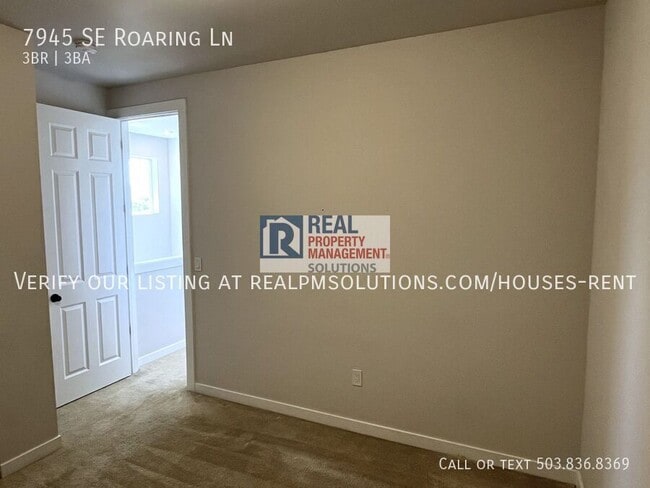 Building Photo - 7945 SE Roaring Ln