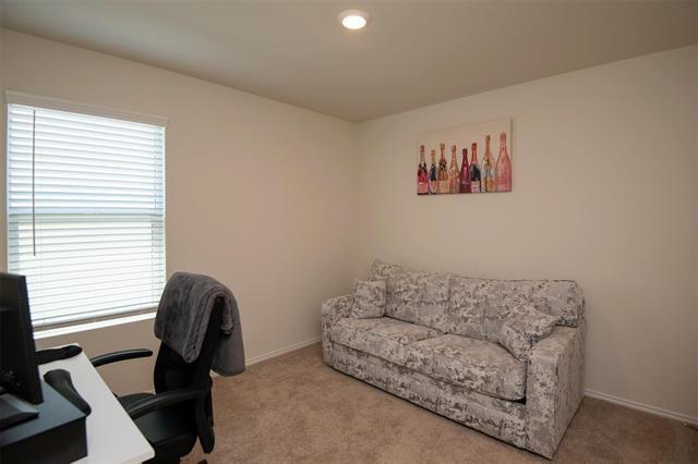 Building Photo - 1215 Fairford Rd