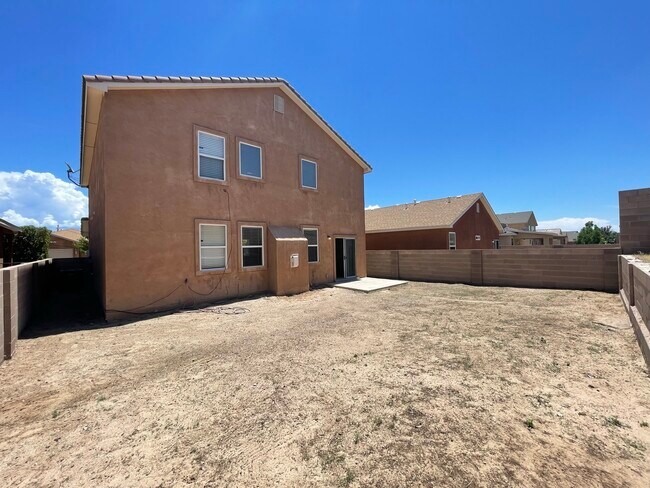 Building Photo - 919 Molten Pl NW