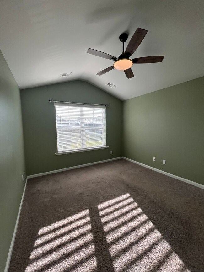 Building Photo - 7650 Knightbell Cir