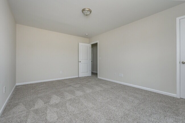 Building Photo - Elegant 4 Bedroom, 2 Bathroom Home with Modern Finishes & Open-Concept Living $2,150/mo rent