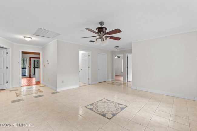Building Photo - 764 Hazelwood Ct
