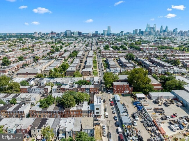 Building Photo - 2801 Winton St