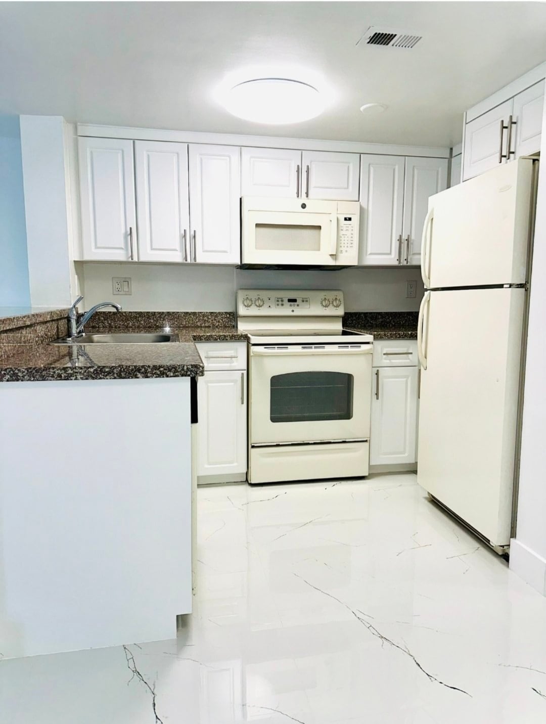 Building Photo - 510 NW 86th Pl