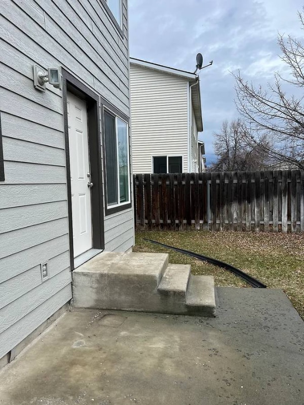 Building Photo - 1978 Greatview Dr