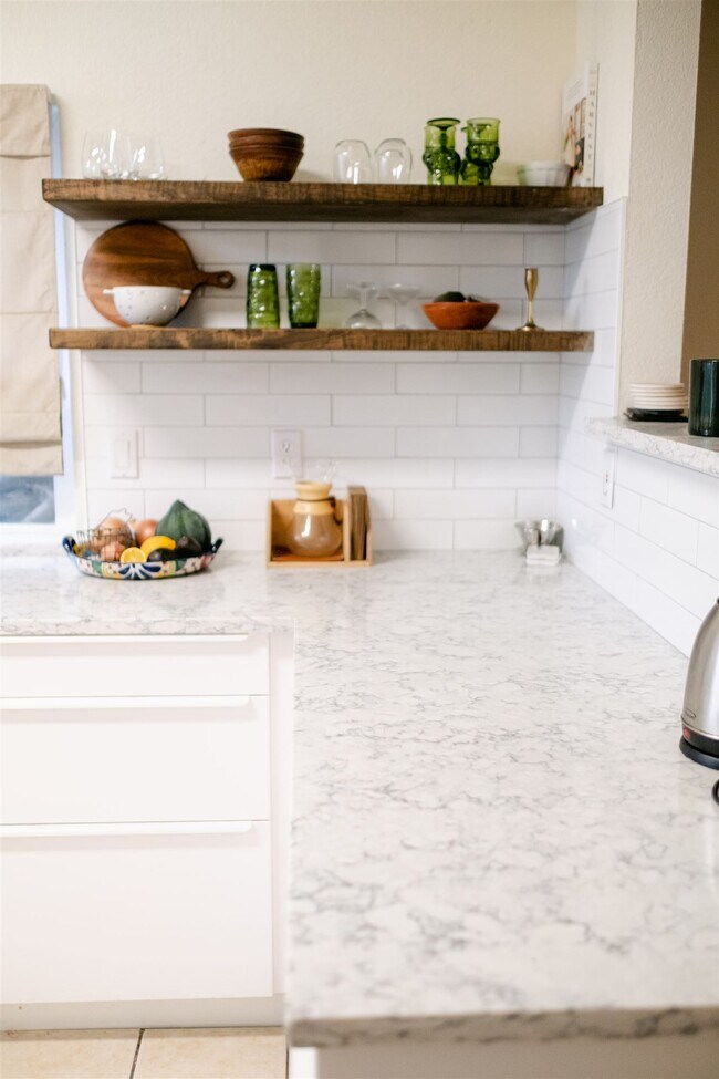 Building Photo - 2120 Boyden Dr