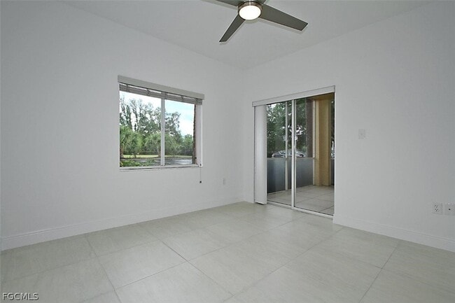 Building Photo - 6490 Aragon Way