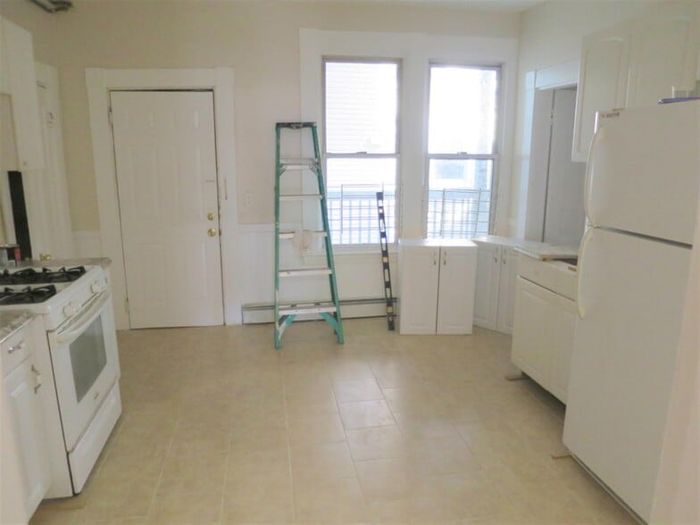 Building Photo - 72 Norfolk St