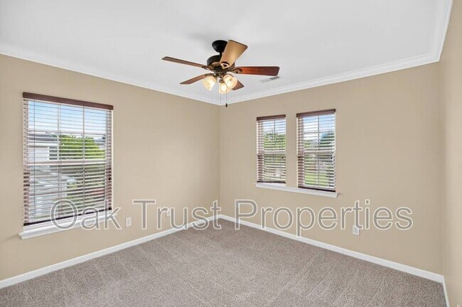 Building Photo - 7018 Bellflower Ln