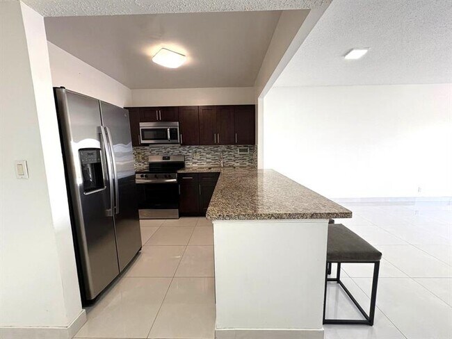 Building Photo - 1455 N Treasure Dr