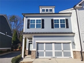 Building Photo - 5728 Taylor Wy