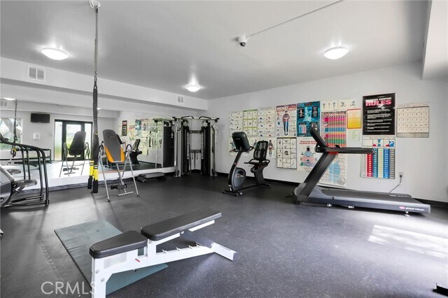 Building Photo - 6542 Ocean Crest Dr