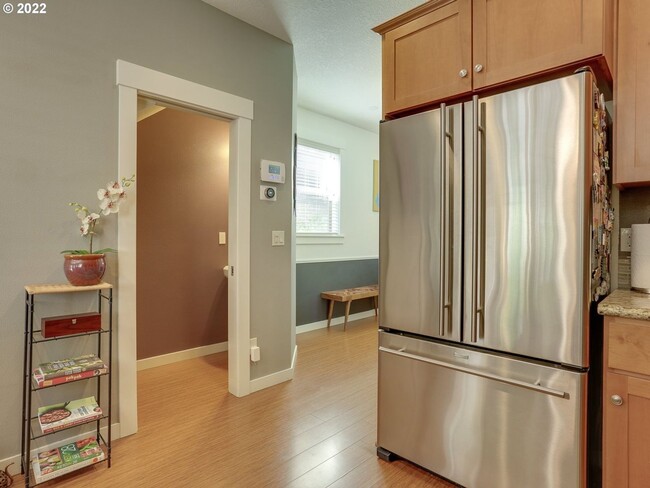 Building Photo - 11464 SW 96th Ave