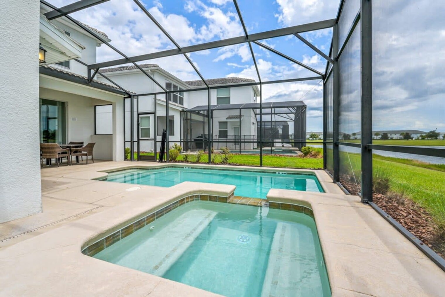 Building Photo - 4789 Kings Castle Cir