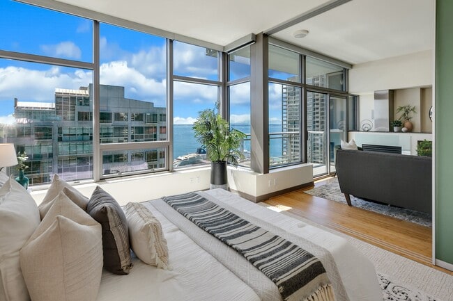 Primary Photo - 2033 2nd Ave