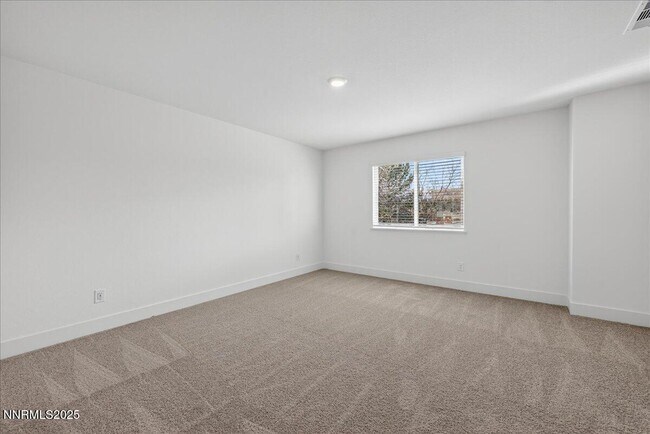 Building Photo - 1629 Icelandic Wy