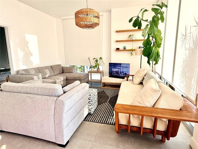 Building Photo - 3470 E Coast Ave