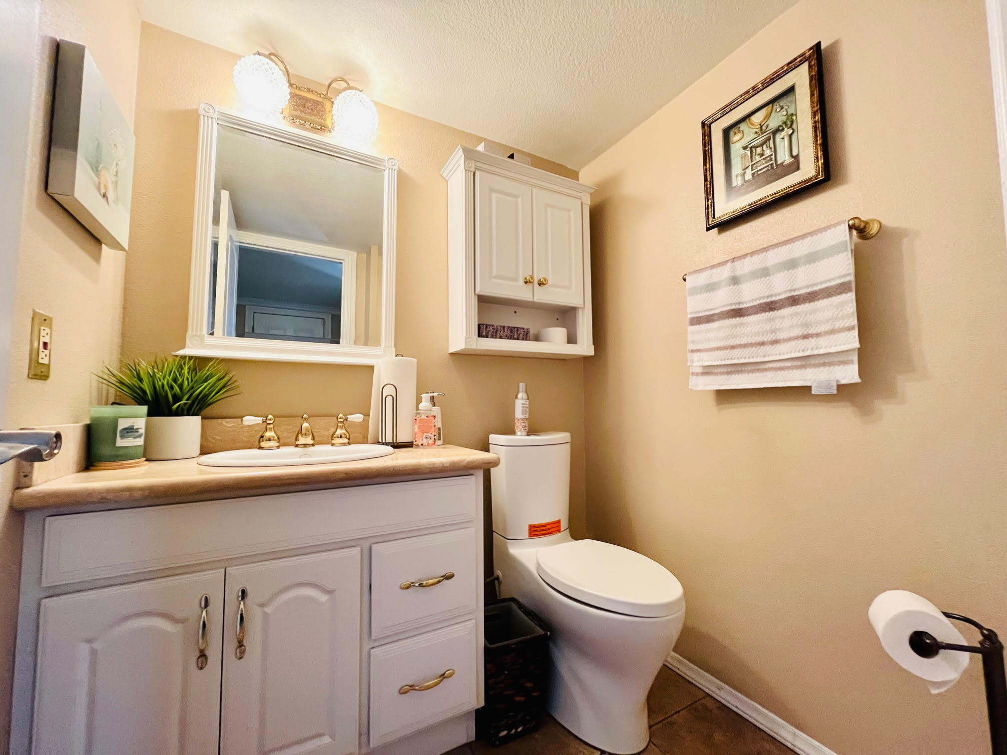 Building Photo - 21945 Centurion Way