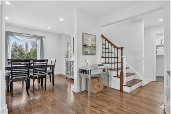 Building Photo - 106 White Rd