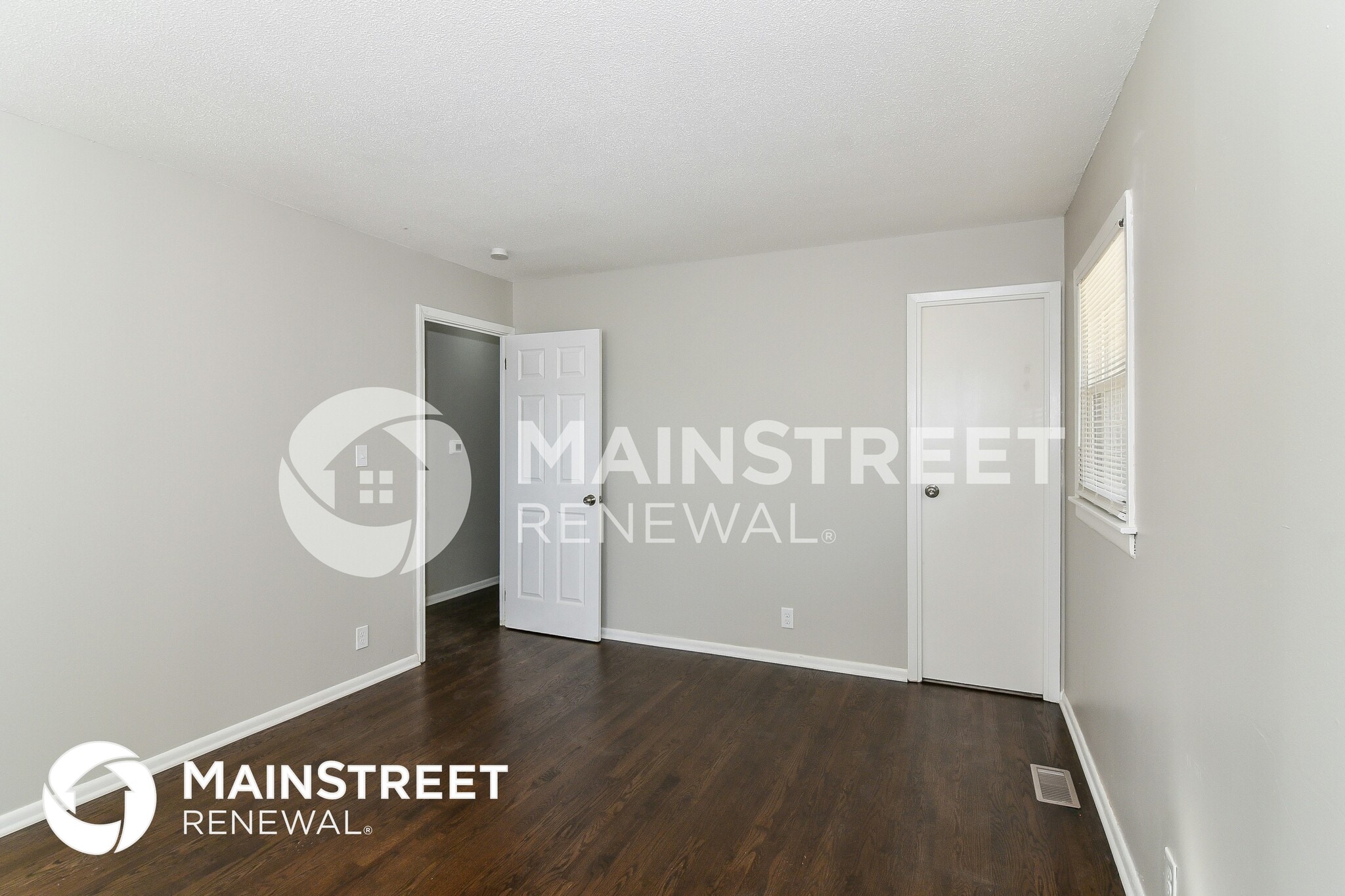 Building Photo - 8702 E 91 St